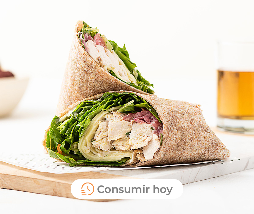 Wrap Pollo Parmesano con mayo césar