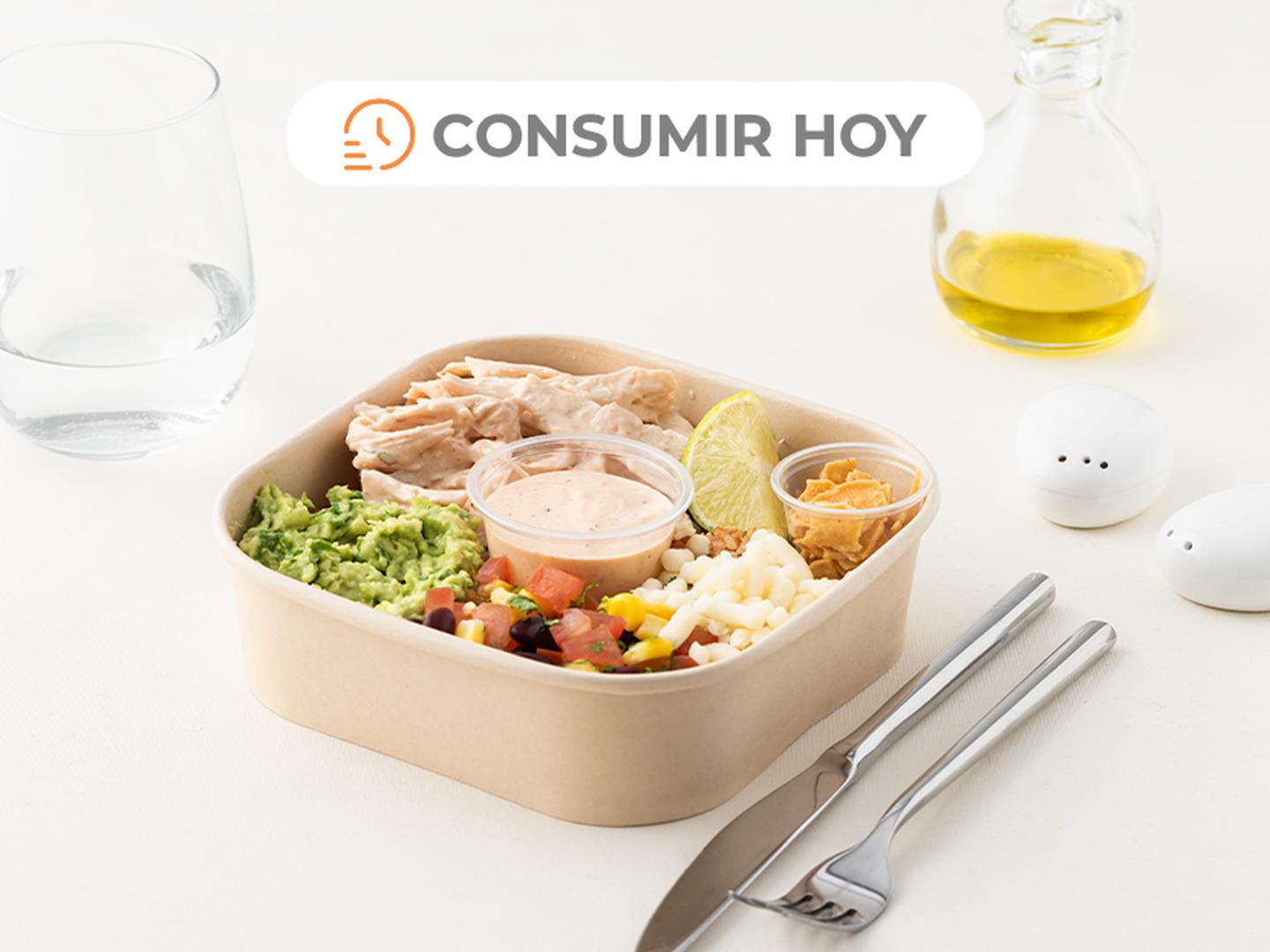 Chicken Taco Bowl Con guacamole y  tortilla chips